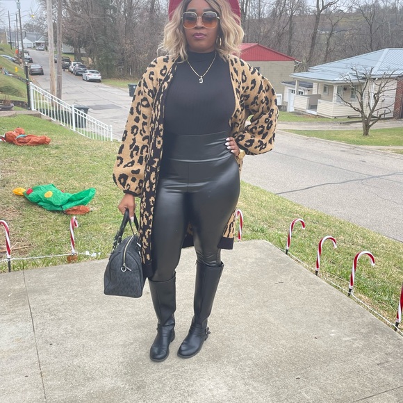 OVERSIZED LEOPARD PRINT LONG CARDIGAN SWEATER STATEMENT SLEEVES - Picture 16 of 16